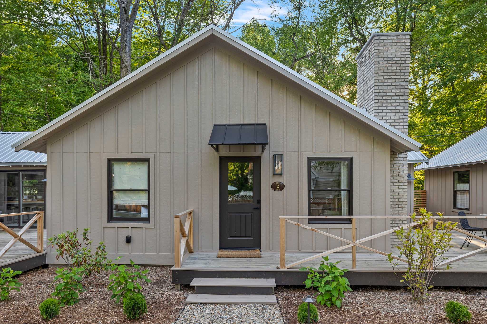 The Sage - 2BR, Hot Tub, Fire Pit, Walk to Beach